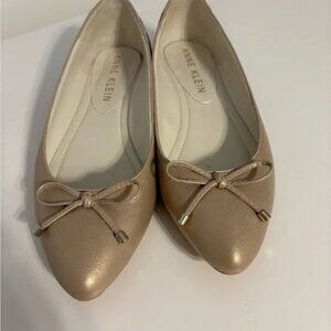 Anne Klein  Flats